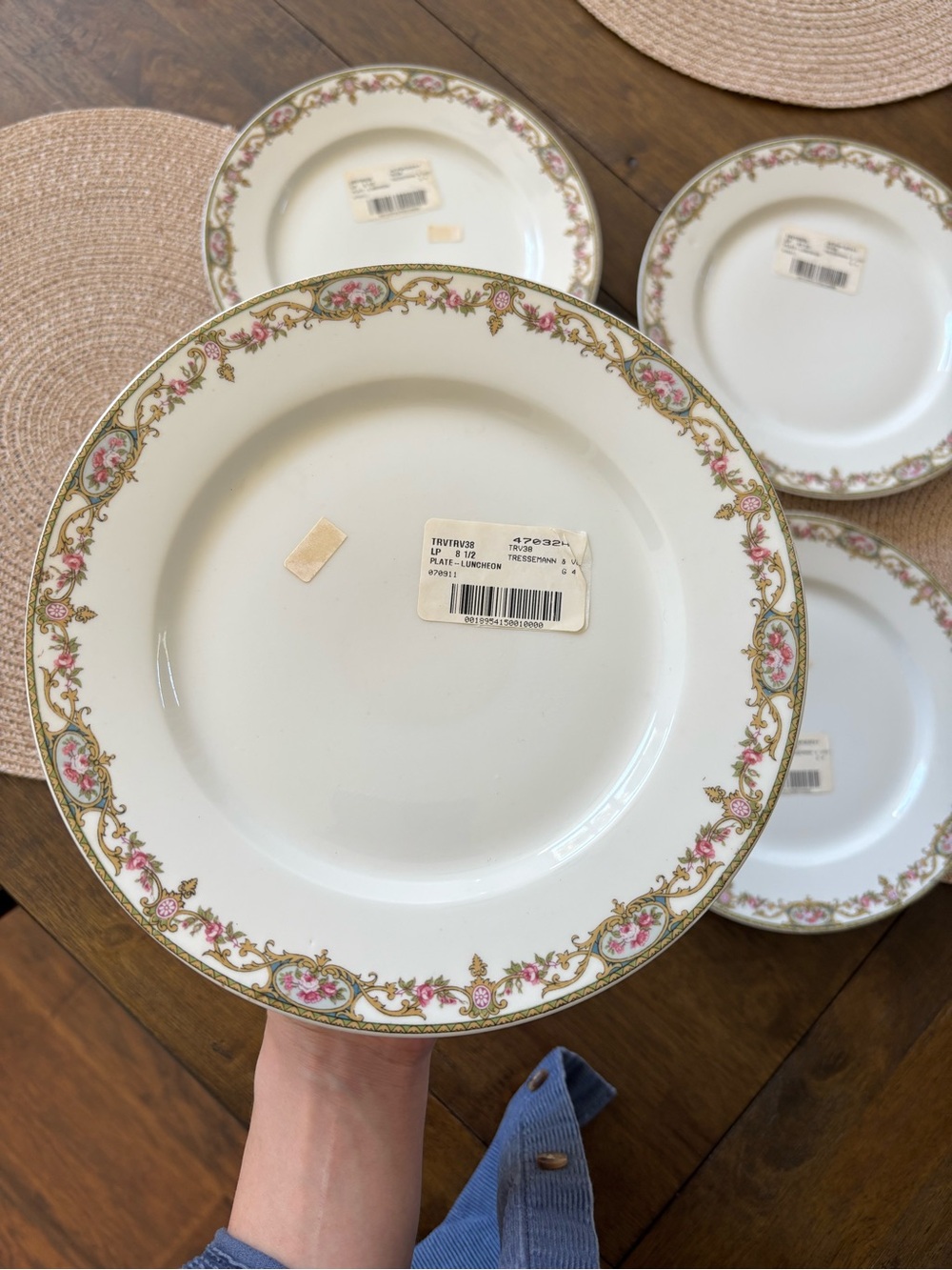 NEW T & V Limoges Luncheon Plates Set of 4 Floral France White Pink Gold Dining
